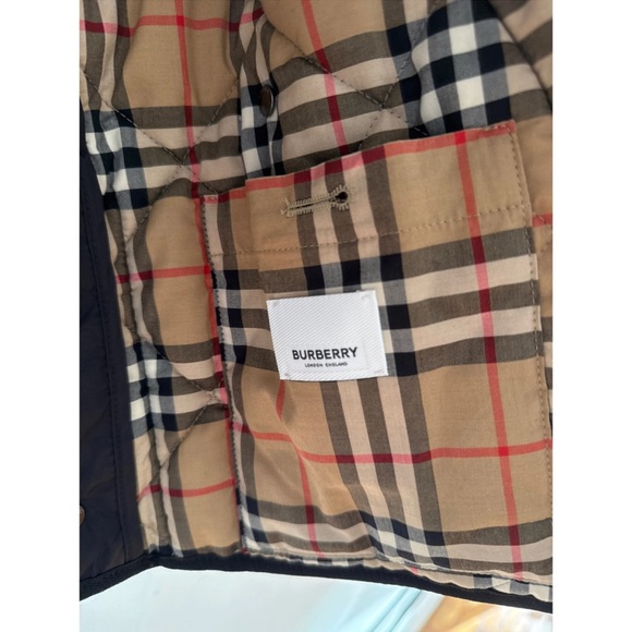 Burberry Quilted Thermoregulated Barn Jacket — lightly used !! - Picture 4 of 5